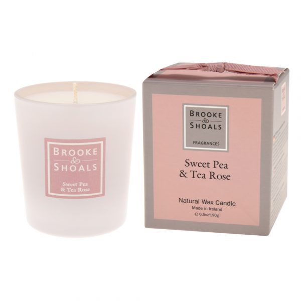 Scented Candle - Sweet Pea and Tea Rose
